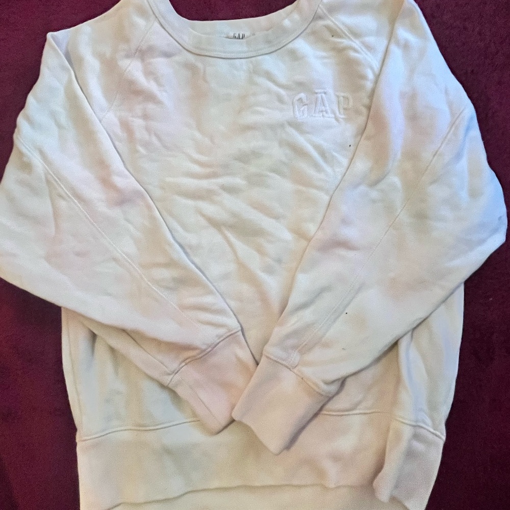 GAP White Crewneck Sweater